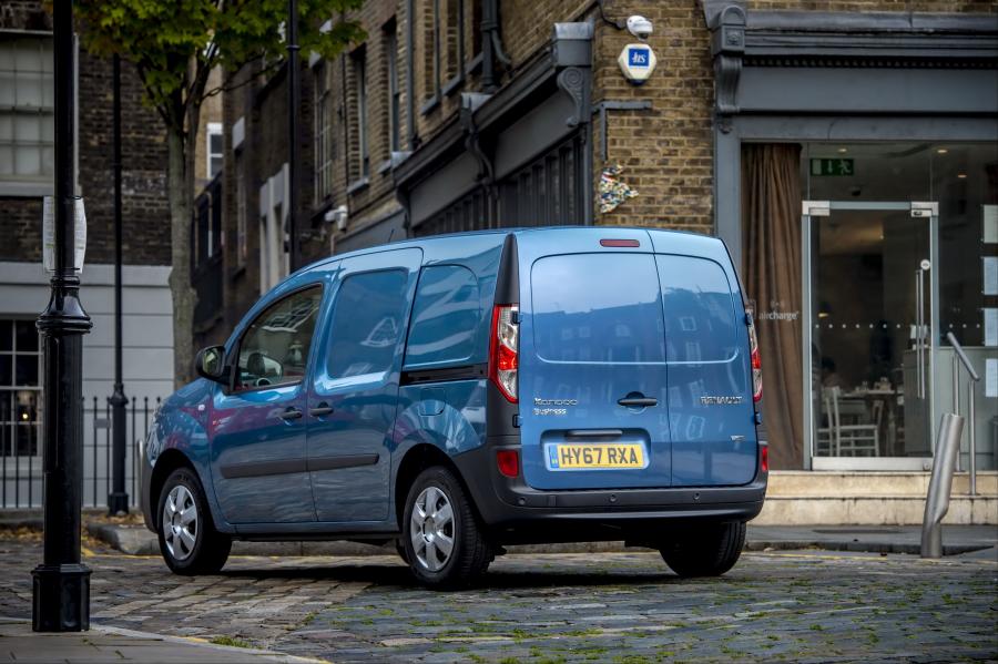  Renault Kangoo Van Z.E. 33 2017 года  (UK) (фото 26 из 44)